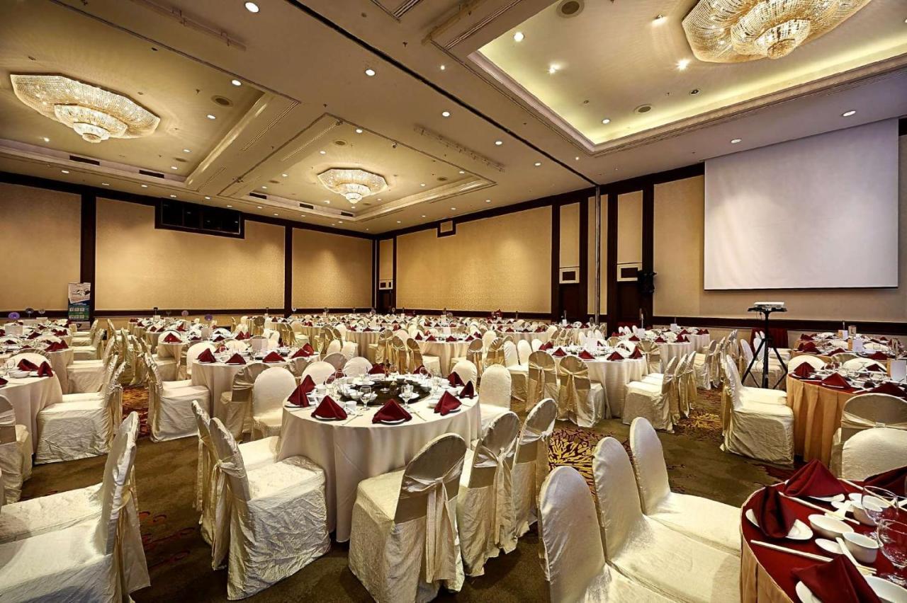 Berjaya Penang Hotel George Town Zewnętrze zdjęcie